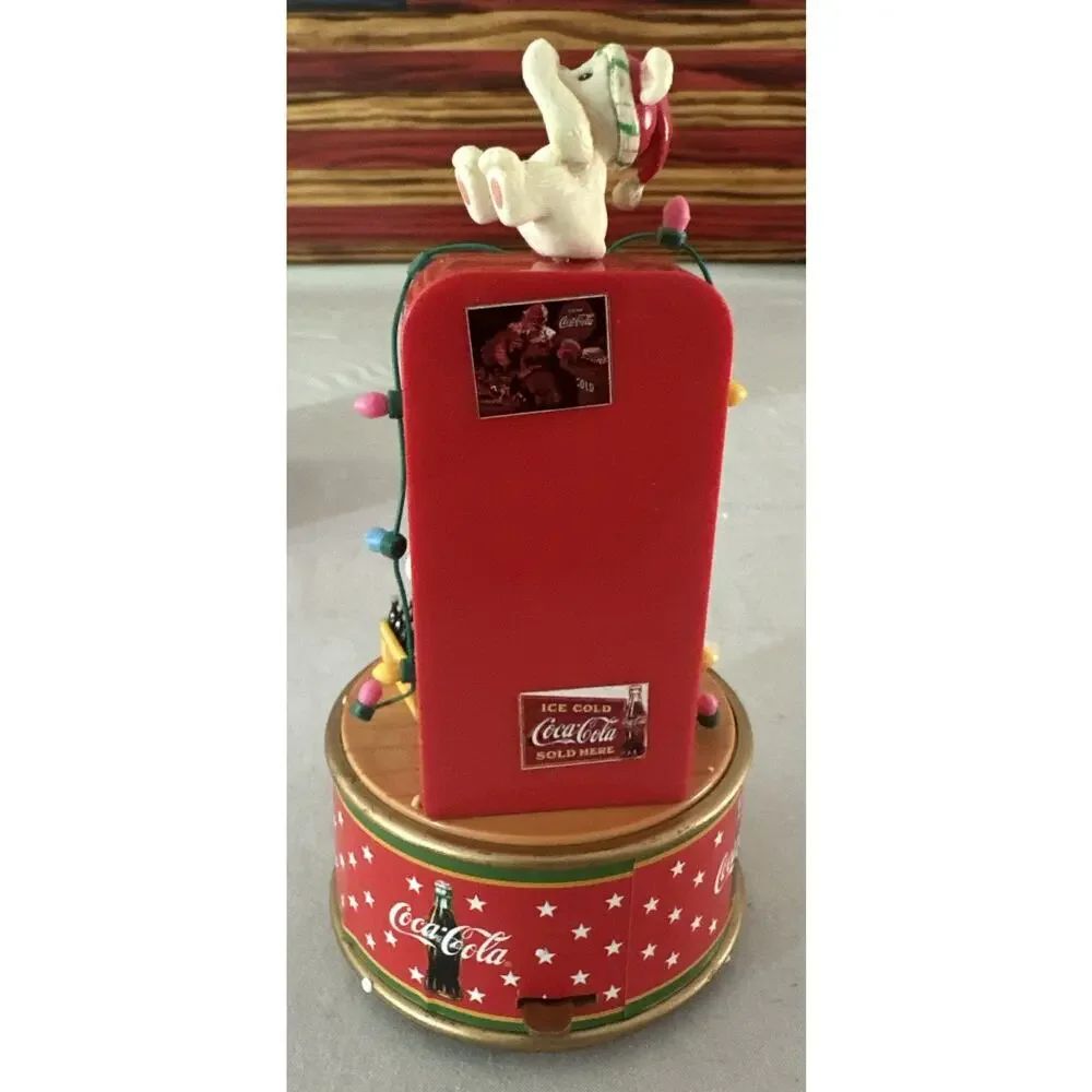 Enesco 1995 Coca Cola Coke Refreshing Pause Christmas Mini Action Musical Figure